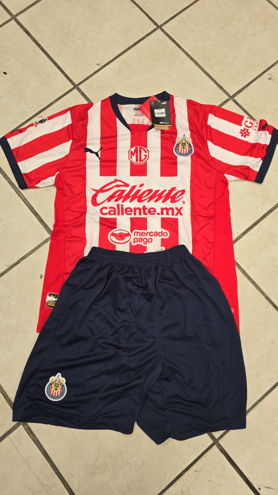 Jersey Chivas Replica Vintage Con Short